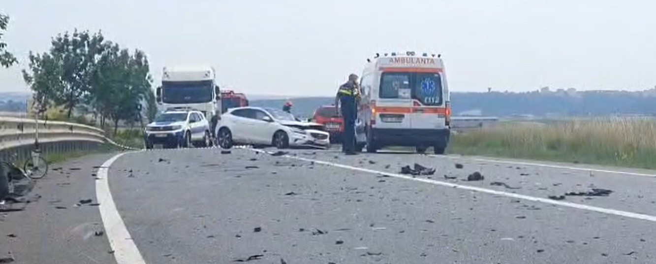 Accident cu 10 persoane implicate: S-a activat Planul Roșu aproape de Botoșani – VIDEO 