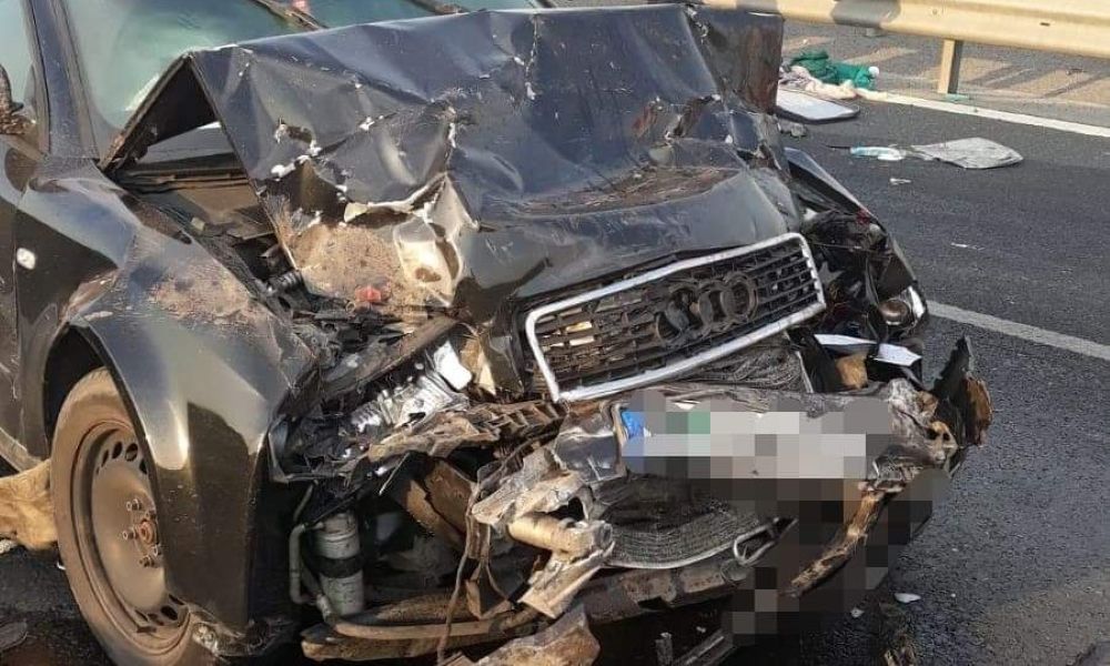 Accident produs de un botoșănean, polițiștii l-au reținut pe loc 