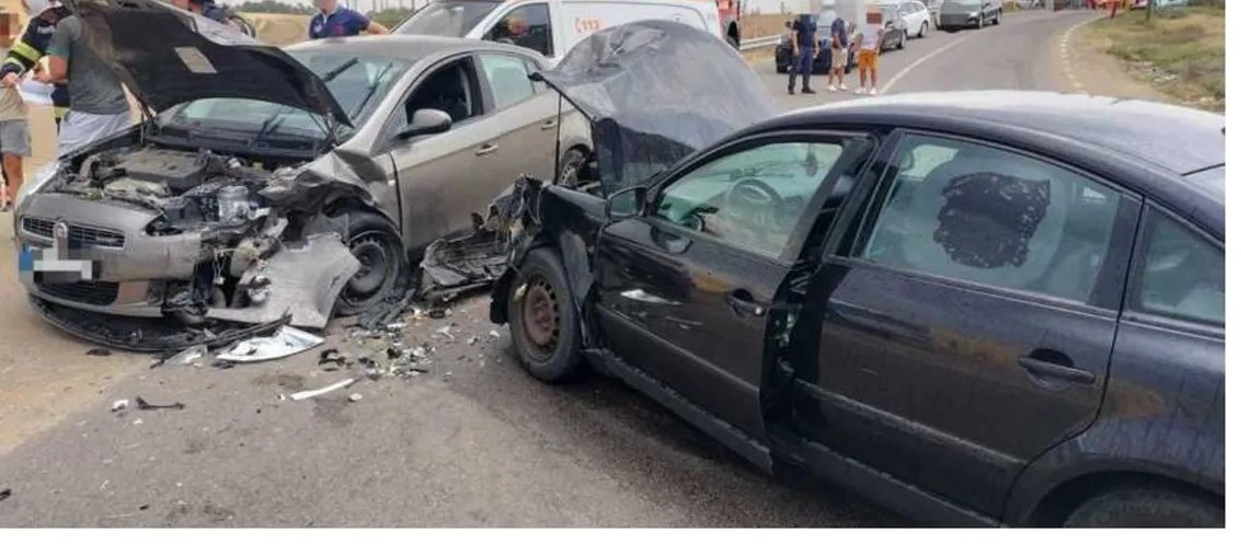 Un botoșănean și o ieșeancă s-au izbit cu mașinile la... Suceava