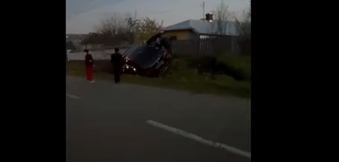 Accidentul în care a fost implicat senatorul: Șoferul BMW-ului a fost reținut de polițiști