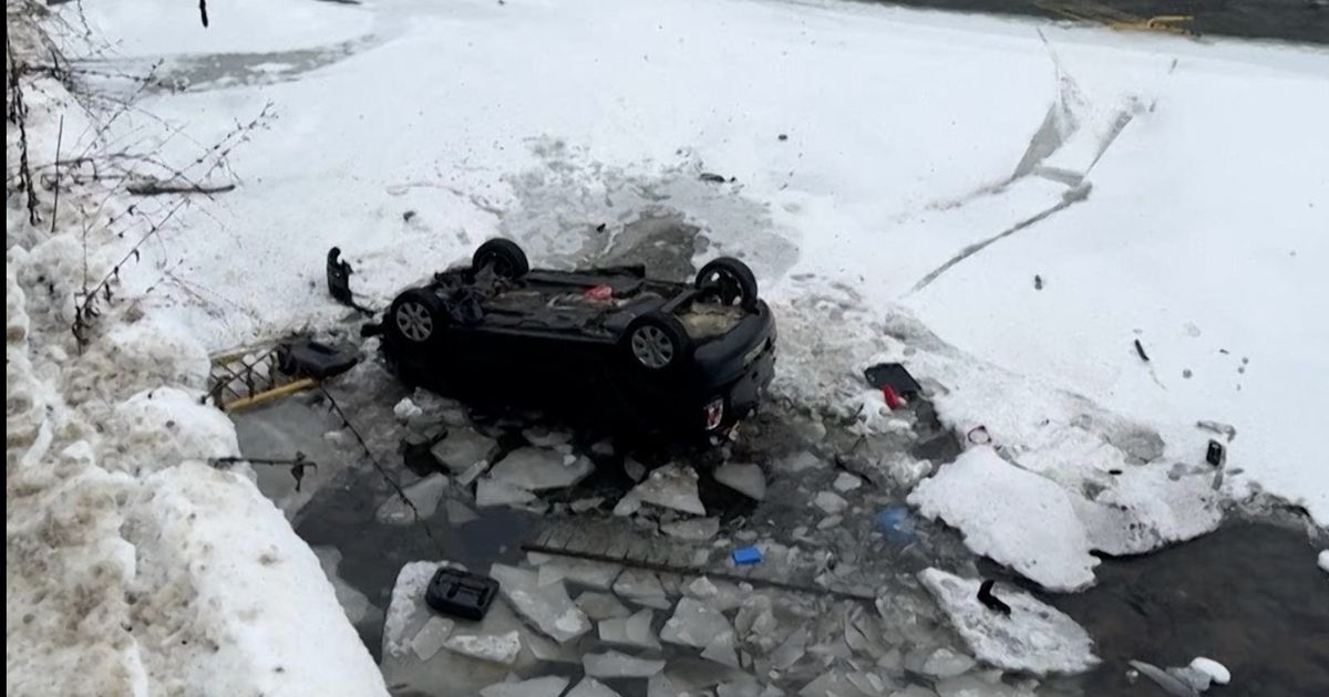 Preoteasa rănită în accident a fost operată și a făcut primii pași în spital: Haideți să rămânem uniți și să ne rugăm în continuare 