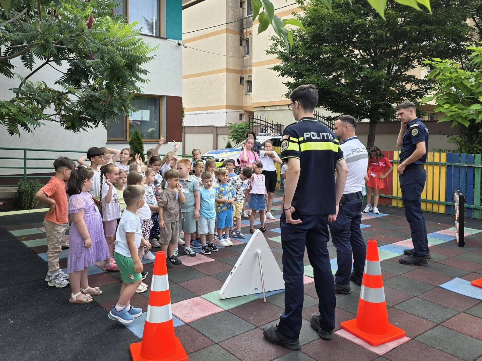 Activitai gradinita de vara Dorohoi.j