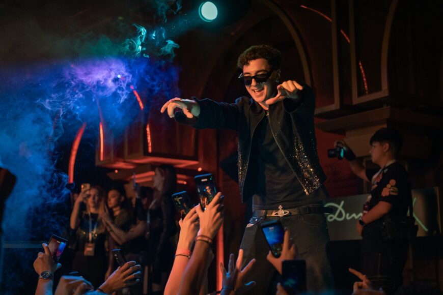 Balul Bobocilor, un eveniment controversat! Versuri șocante și acuzații între părinți, școală și organizatori