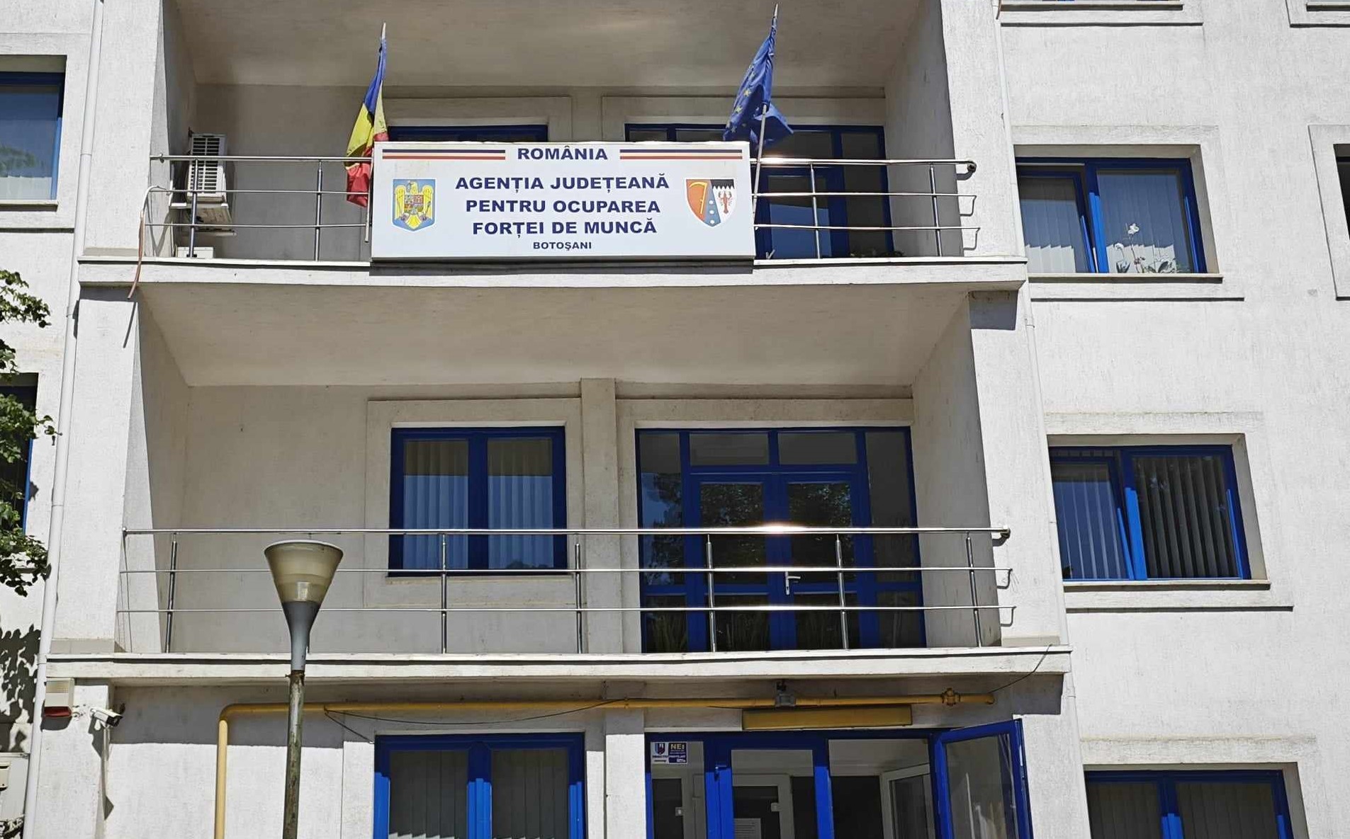 Peste 2.200 de botoșăneni și-au găsit un loc de muncă prin AJOFM 