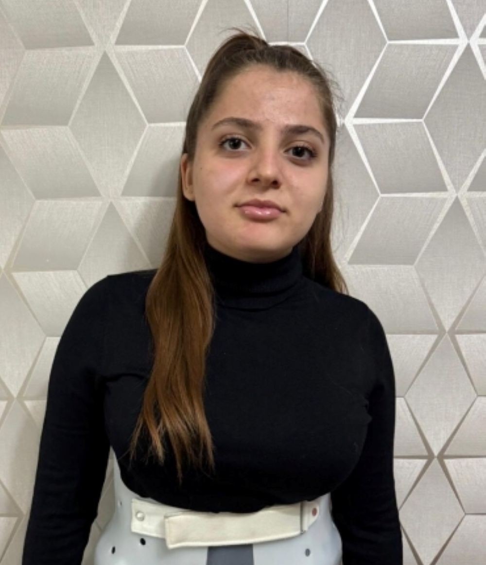 O adolescentă are nevoie urgent de operație: Mulțumesc celor care se roagă pentru mine