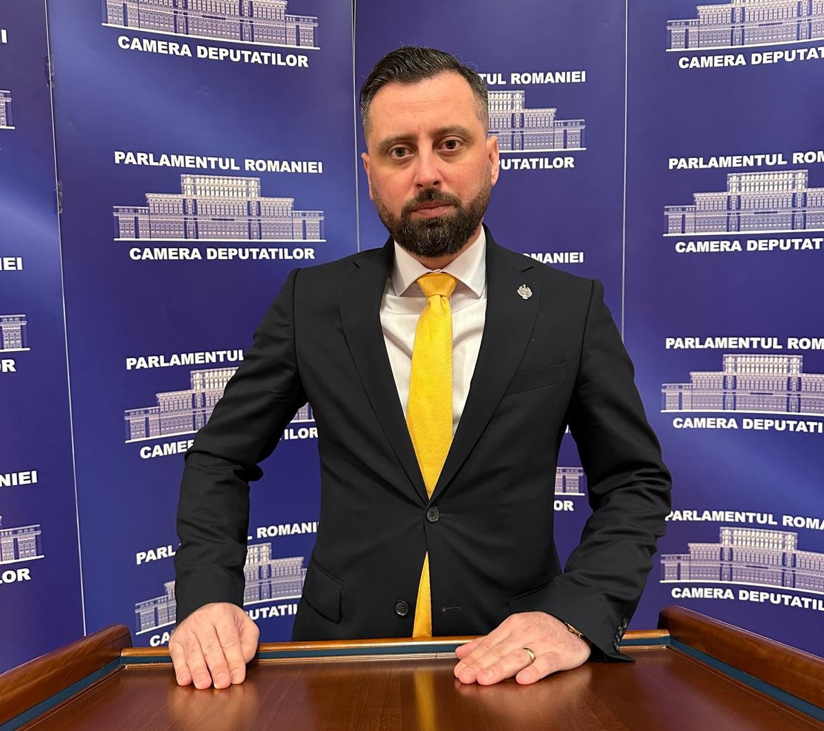 Alexandrin Moiseev, întrebări  în Parlament cu școlile din Botoșani 
