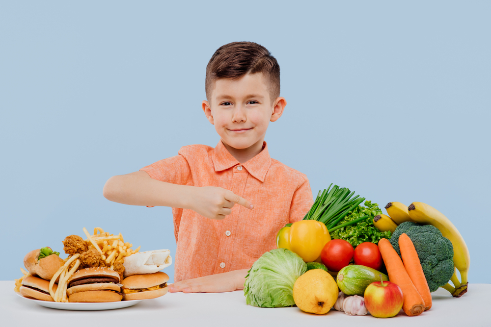 Alimente procesate: Pericolul ascuns din farfuria copiilor. Ce spun medicii