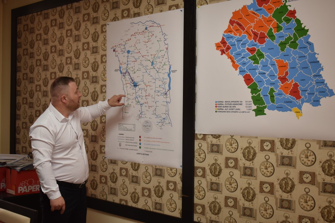 Premieră la Nova Apaserv: Noul director și-a asumat schimbarea a patru kilometri de conducte sparte din oraș, pe bani proprii – VIDEO 