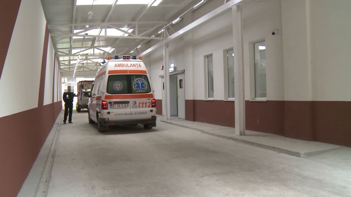 Bătrân și fără minte: Mort de beat, un botoșănean de 73 de ani a fost lovit în plin după ce a traversat strada neregulamentar