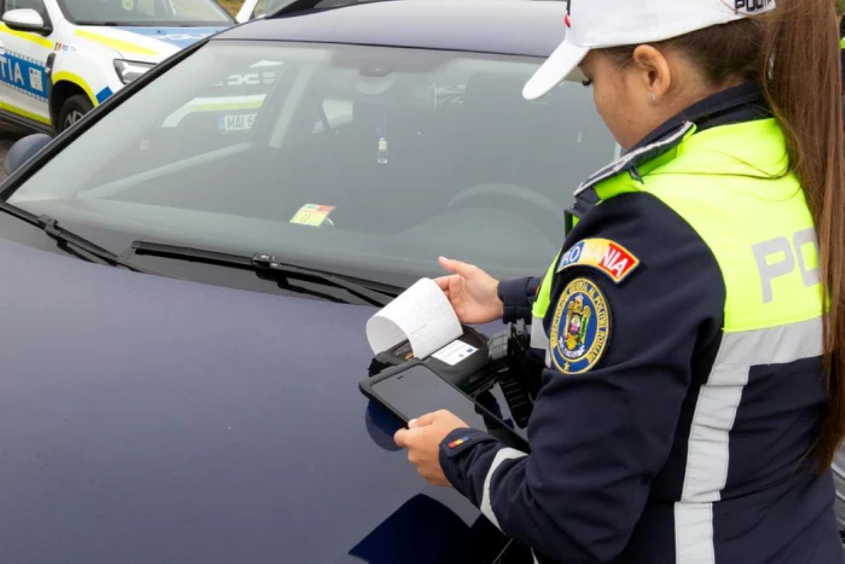 FILTRE în trafic cu zeci de amenzi și un șofer lăsat să meargă pe jos 