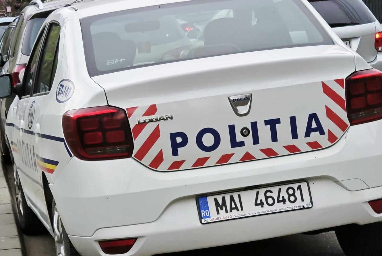 Polițiștii botoșăneni împart amenzi pentru neacordarea priorității pietonilor 