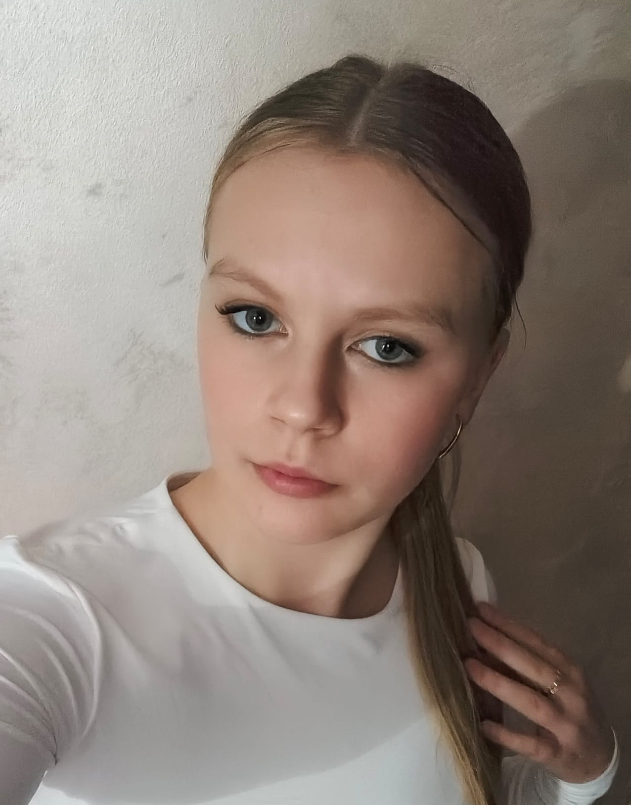 O fată are nevoie urgent de operație, cunoaște durerea de când avea doar doi anișori - Și ceea ce e fragil poate fi salvat 