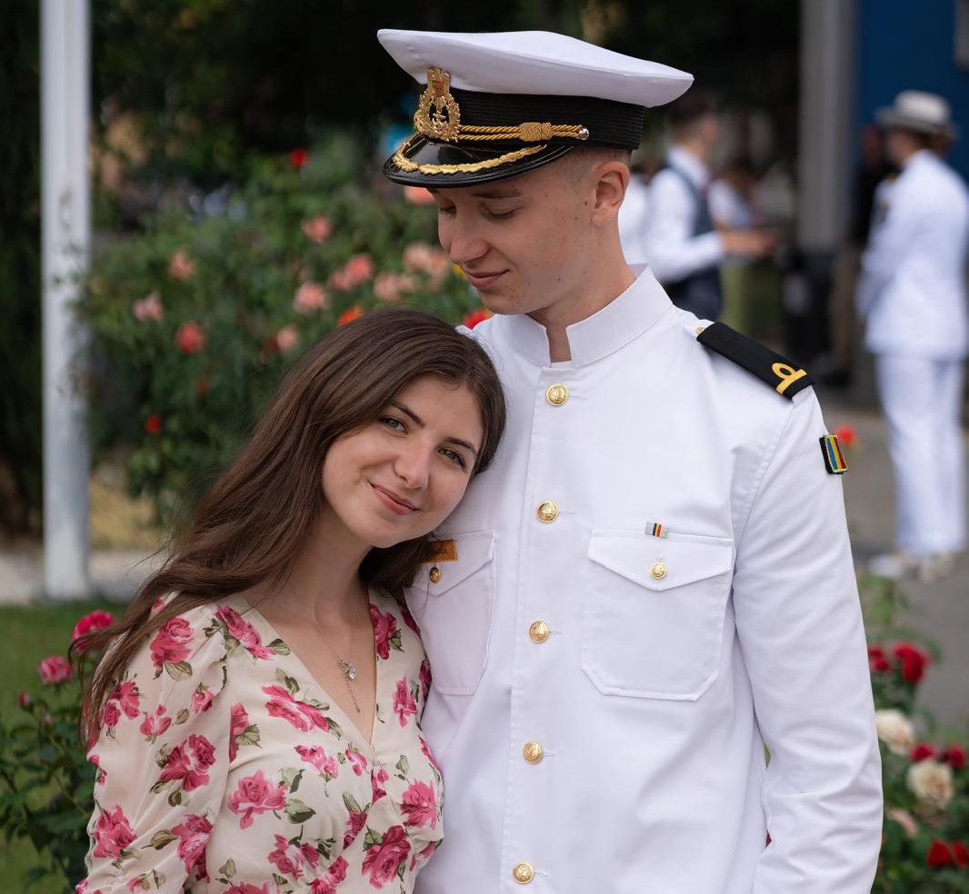 Tânărul din Botoșani care poartă cu mândrie uniforma militară: Îmi doream armată și marină