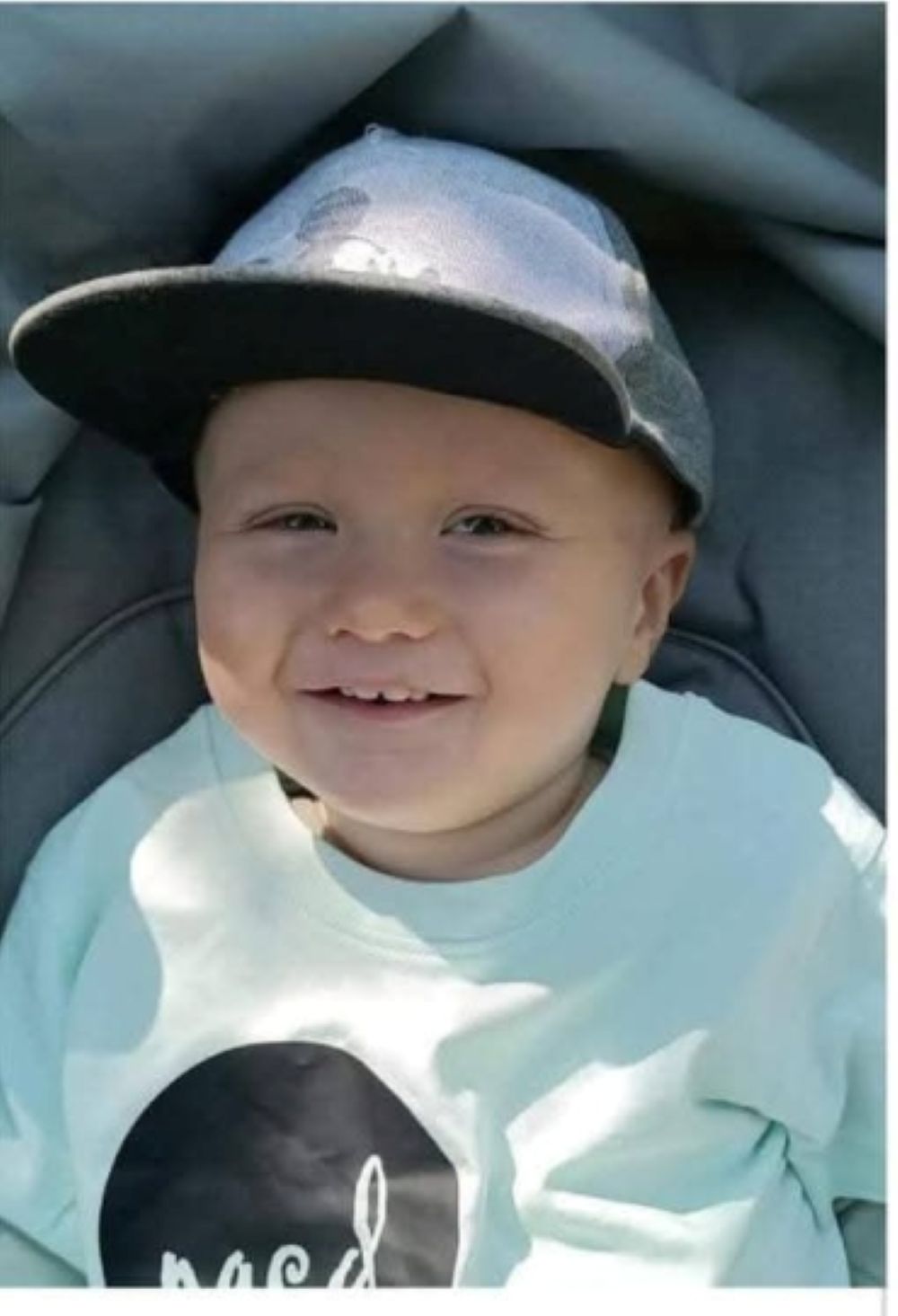 El este Andrei, un băiețel care se luptă cu o boală rară: Orice donație înseamnă continuitate în terapie