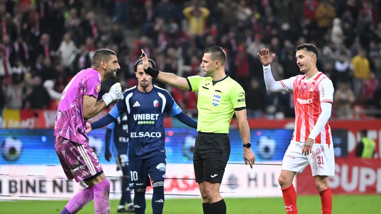 anestis penalty dinamo