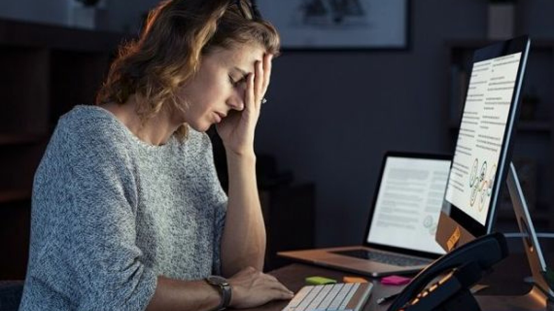 Angajați găsiți la Botoșani epuizați sau fără carte de muncă, șefii lor au fost amendați 