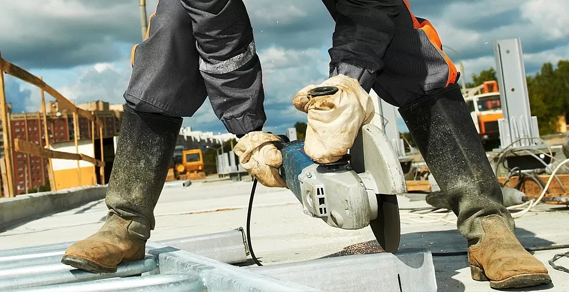  Hărnicie la sate: 1.000 de oameni s-au angajat la Botoșani  