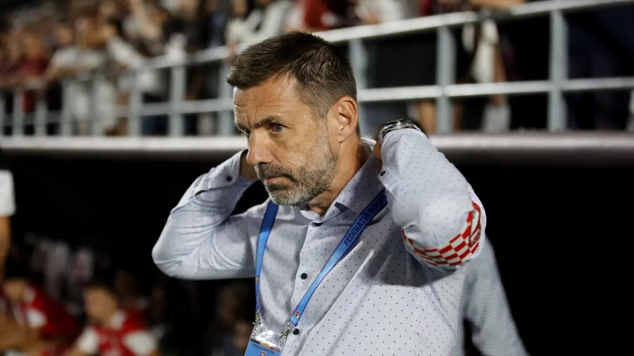 Antrenorul de la Dinamo, înainte de meciul cu FC-ul: E un adversar solid, îi place să joace agresiv