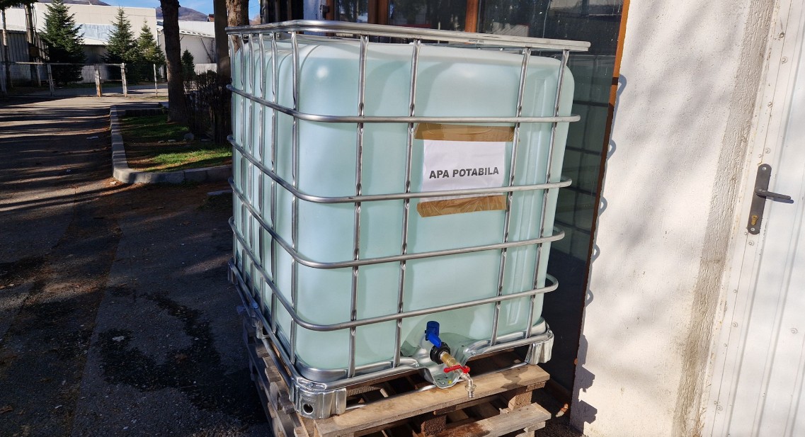 Curtea de Argeș: Premierul cere urgent rezolvarea crizei apei potabile!