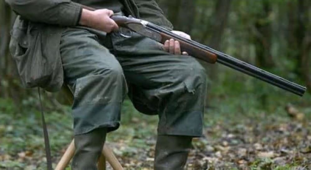 Zeci de botoșăneni au rămas fără permis de port-armă