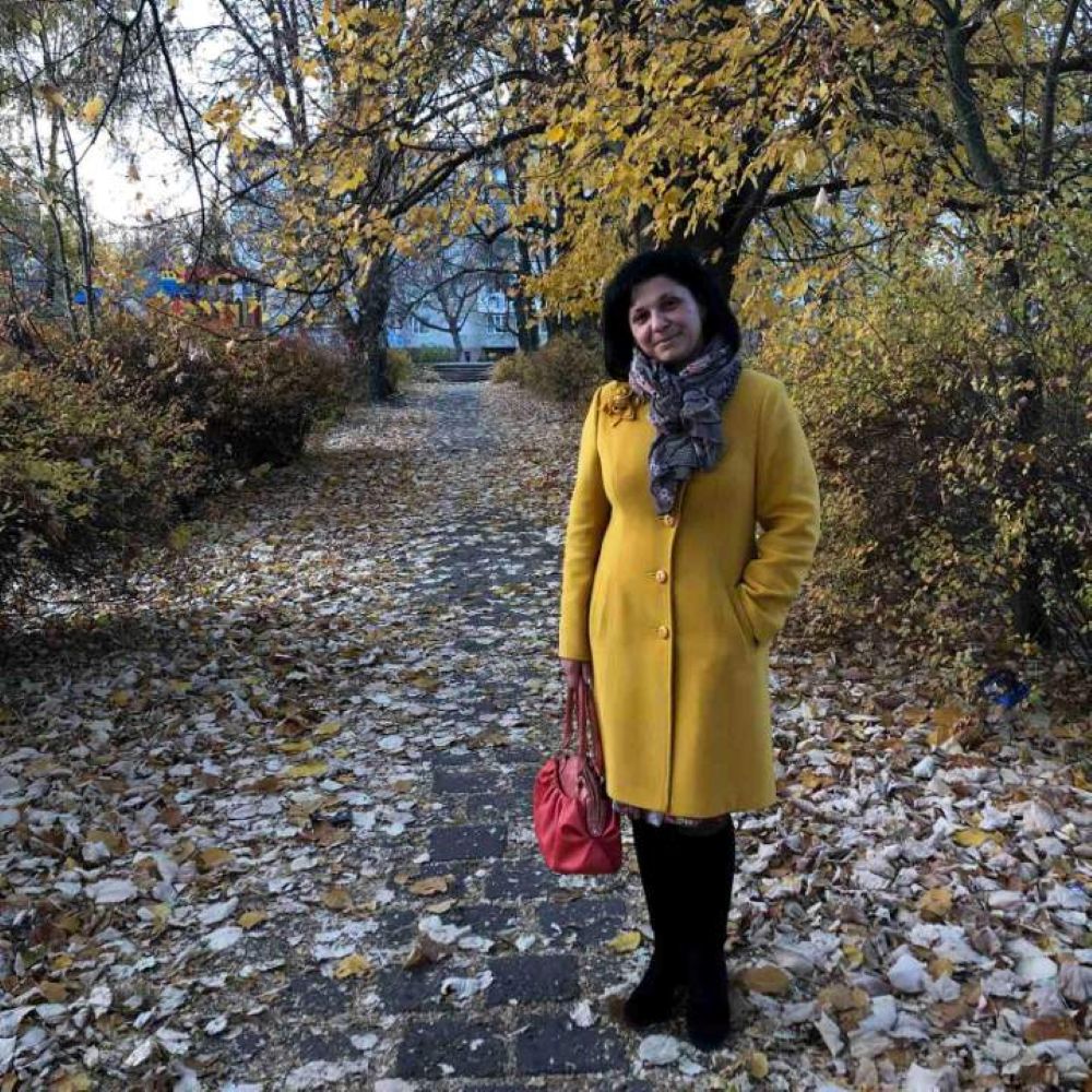 Boala avansează rapid: O asistentă medicală, mamă a doi copii, are nevoie de operație 