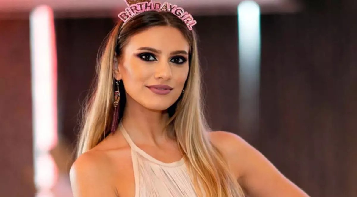 assistenta gasita moarta in casa