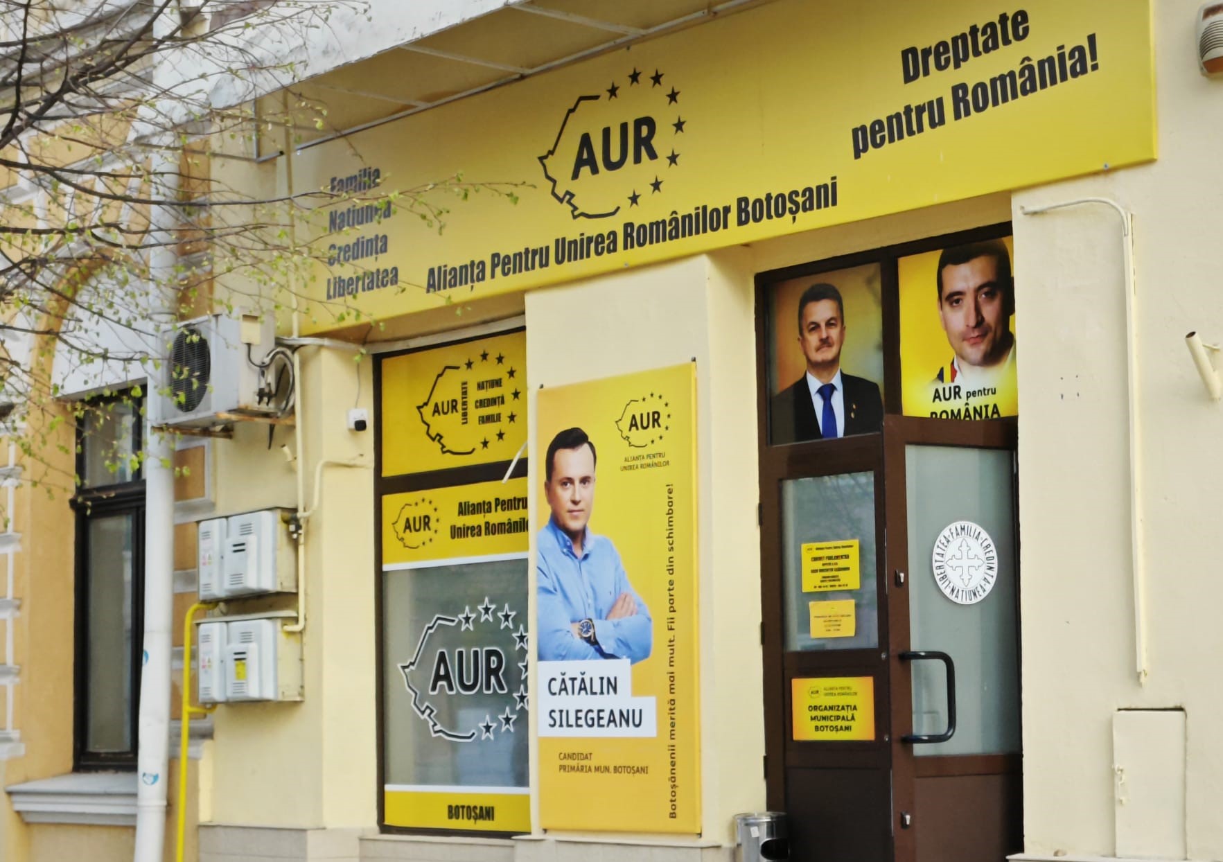 AUR „curtat” de PNL și PSD pentru o alianță în plenul municipal: Ne transmit semnale