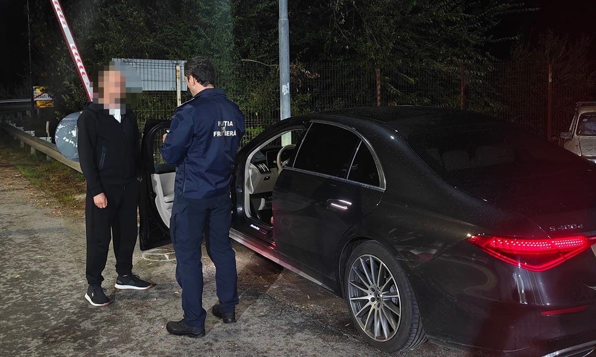 autoturism de lux descoperit la Botoșani
