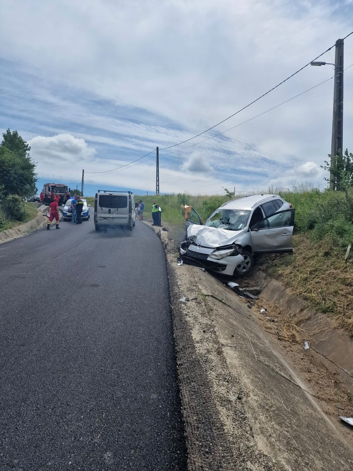 Accident cu patru persoane implicate la Hilișeu-Horia. O femeie și un copil au ajuns la spital