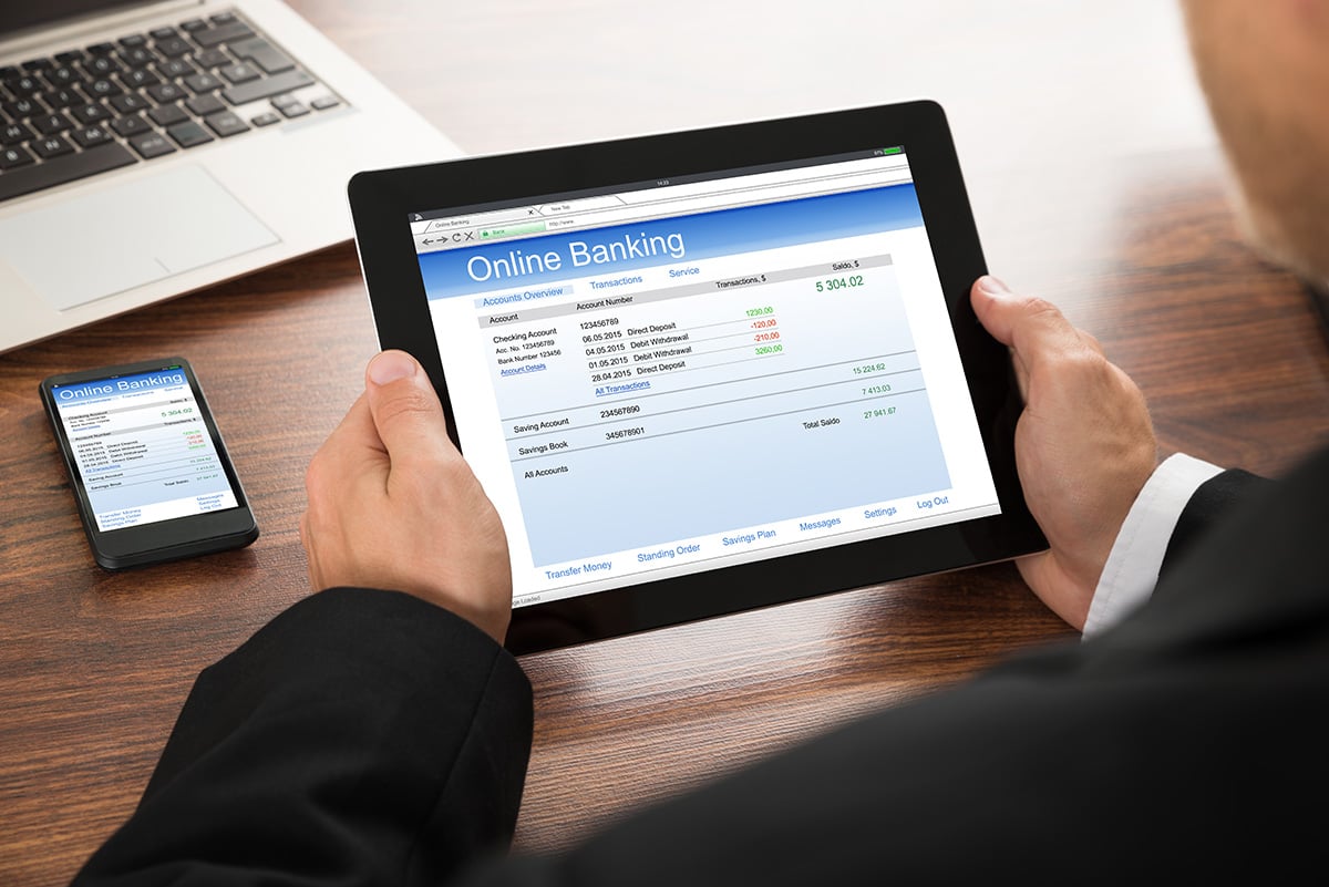 Aproape 80.000 de lei! Tânăr din Botoșani pus să facă un credit de falși angajați de la o bancă 