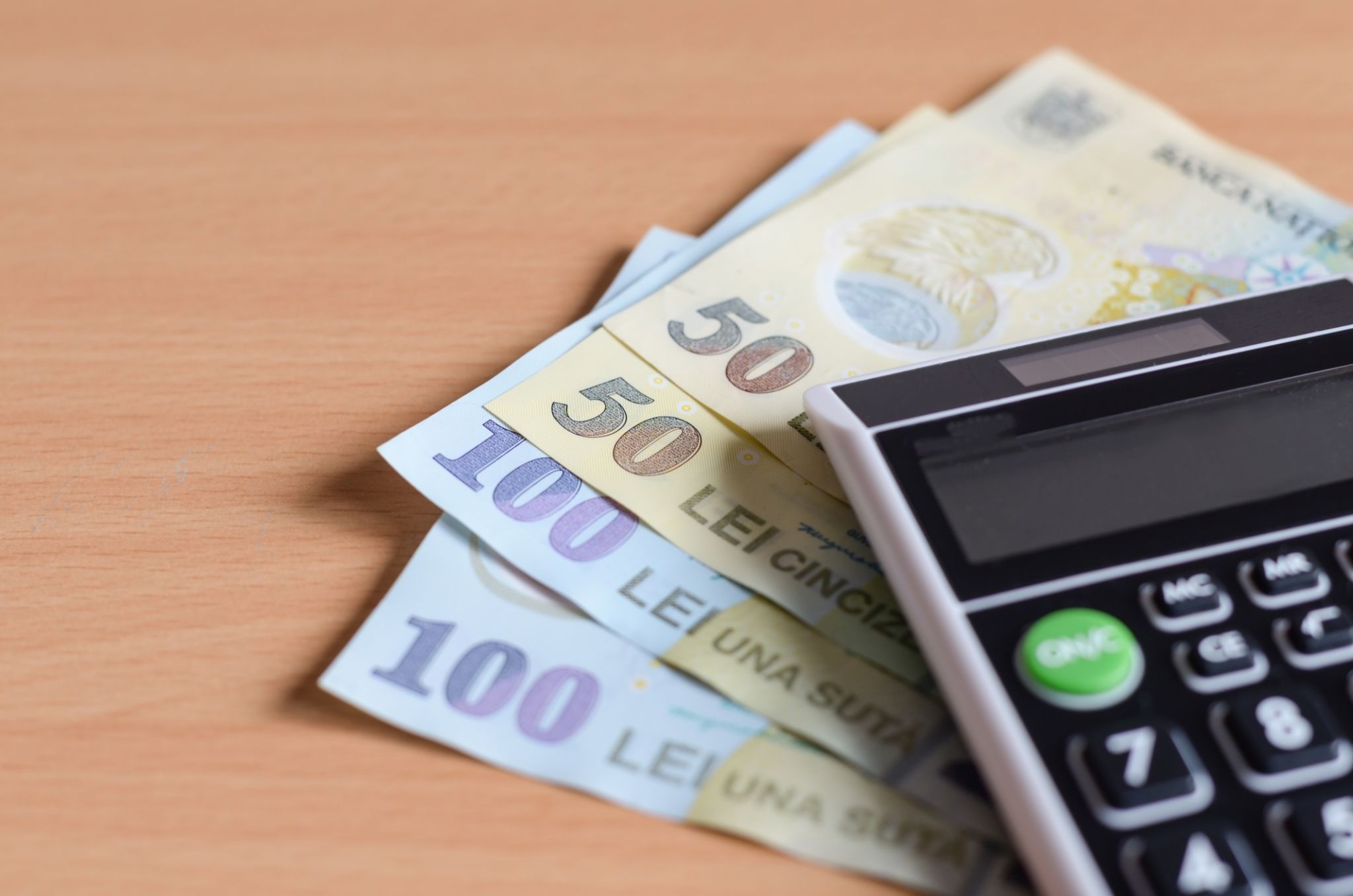 Titluri de stat Tezaur 2026: Perioada de depunere a banilor și dobânzile neimpozabile oferite populației la sesiunea august-septembrie