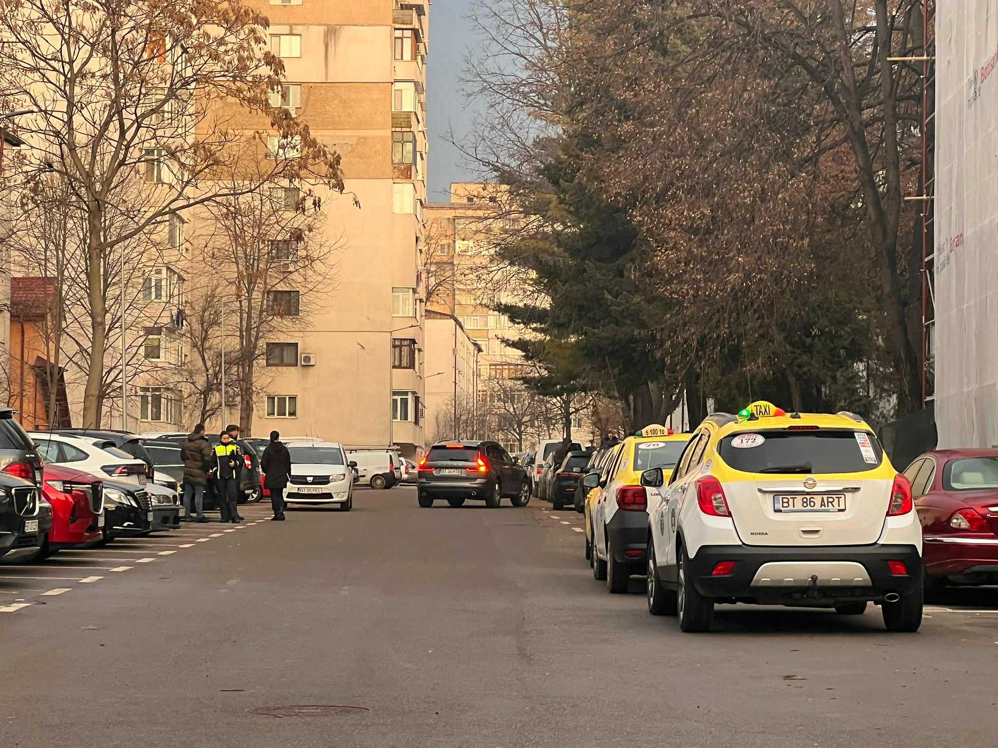 Bătaie rurală în municipiu: Trei tineri din Lunca au venit la oraș unde și-au bătut doi consăteni