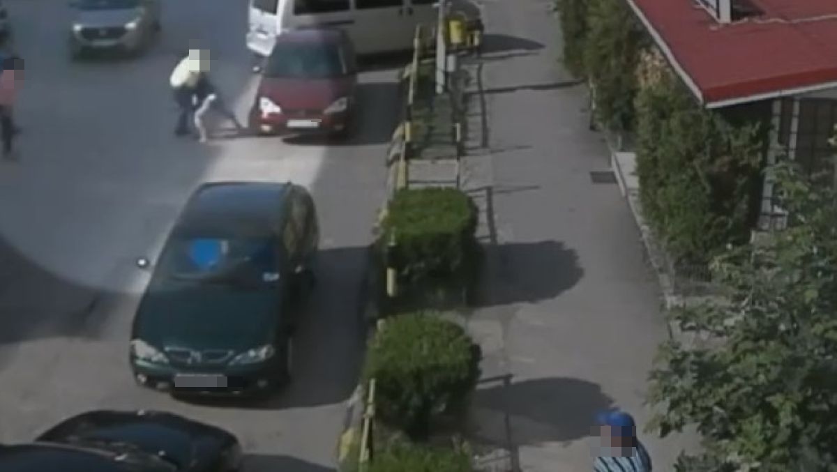 Un botoșănean a fost bătut pe o stradă și a rămas fără portofelul cu mulți euro 