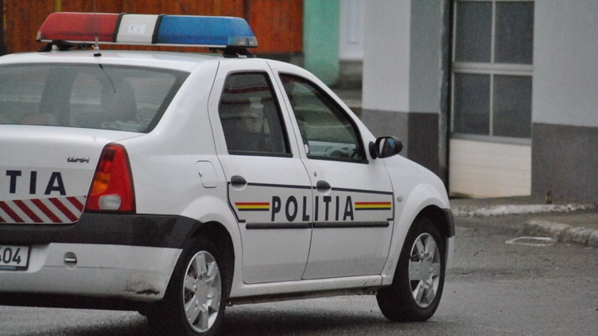 batut pe un drum.