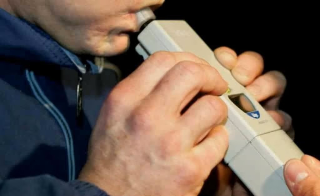 Bețivul weekendului a fost prins și scos din trafic de polițiști 