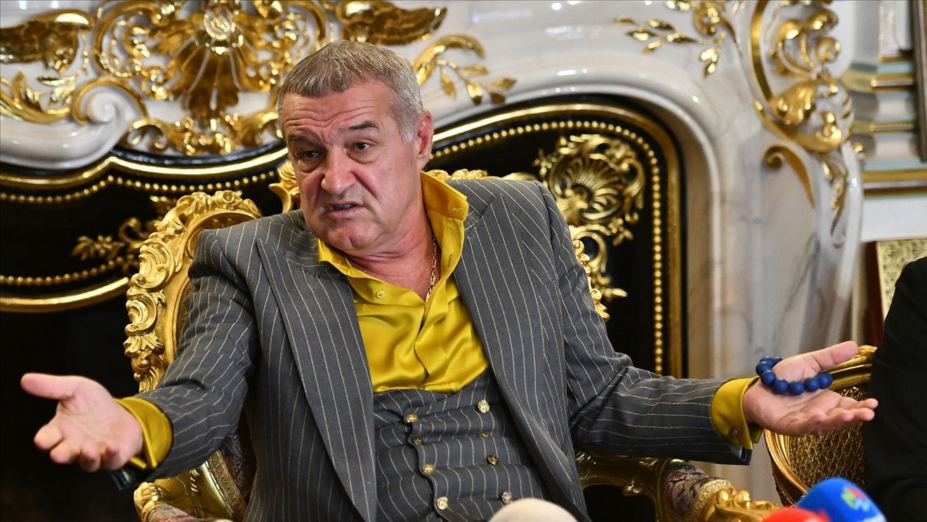 Becali iese la „cumpărături”: Un jucător de la FC Botoșani e pe listă