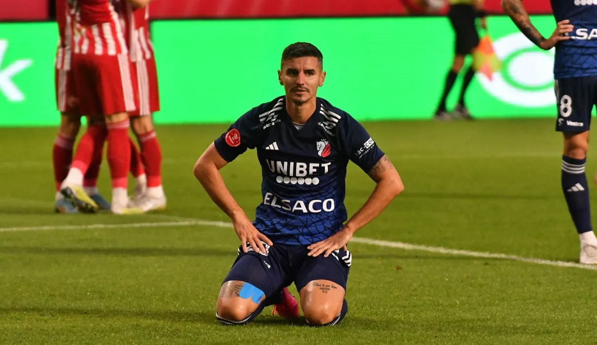 Jucătorul plecat de la FC Botoșani, negocieri pentru a reveni acasă după 16 ani 