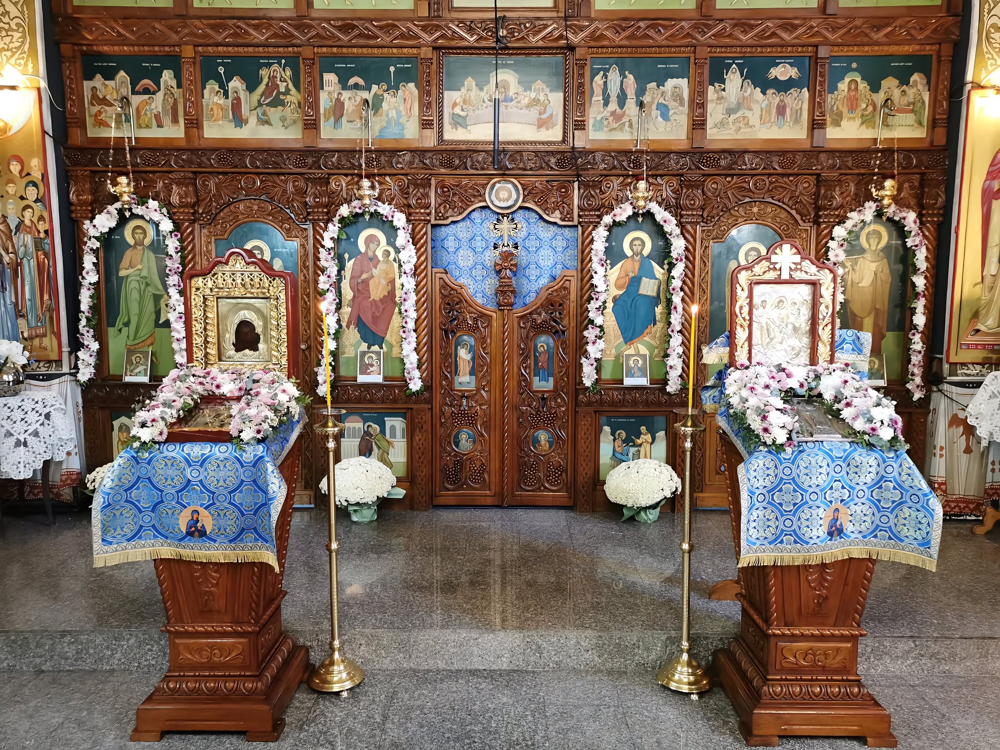 biserica de pe pietonalul unirii.j