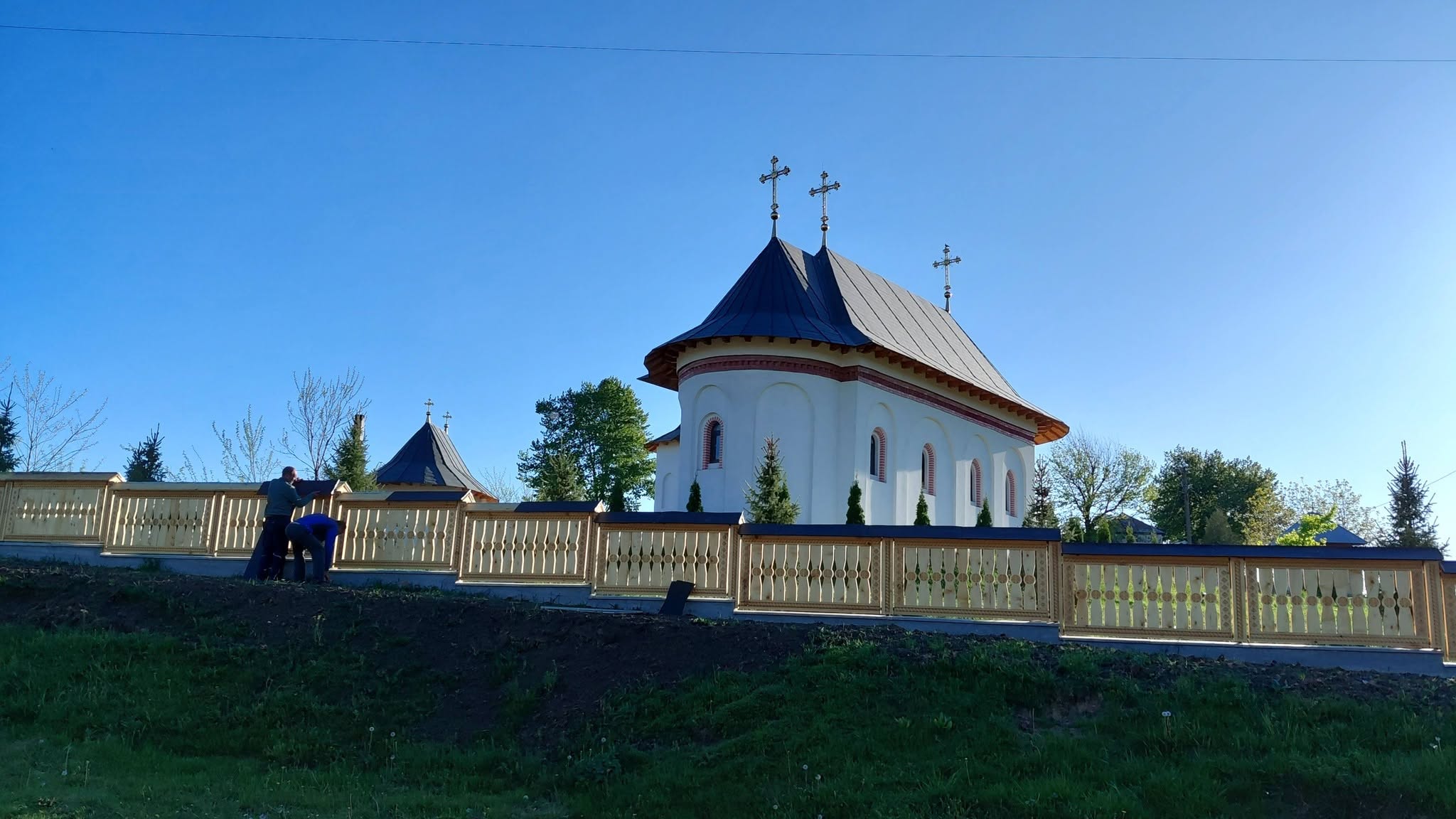 biserica noua sfintita dorohoi