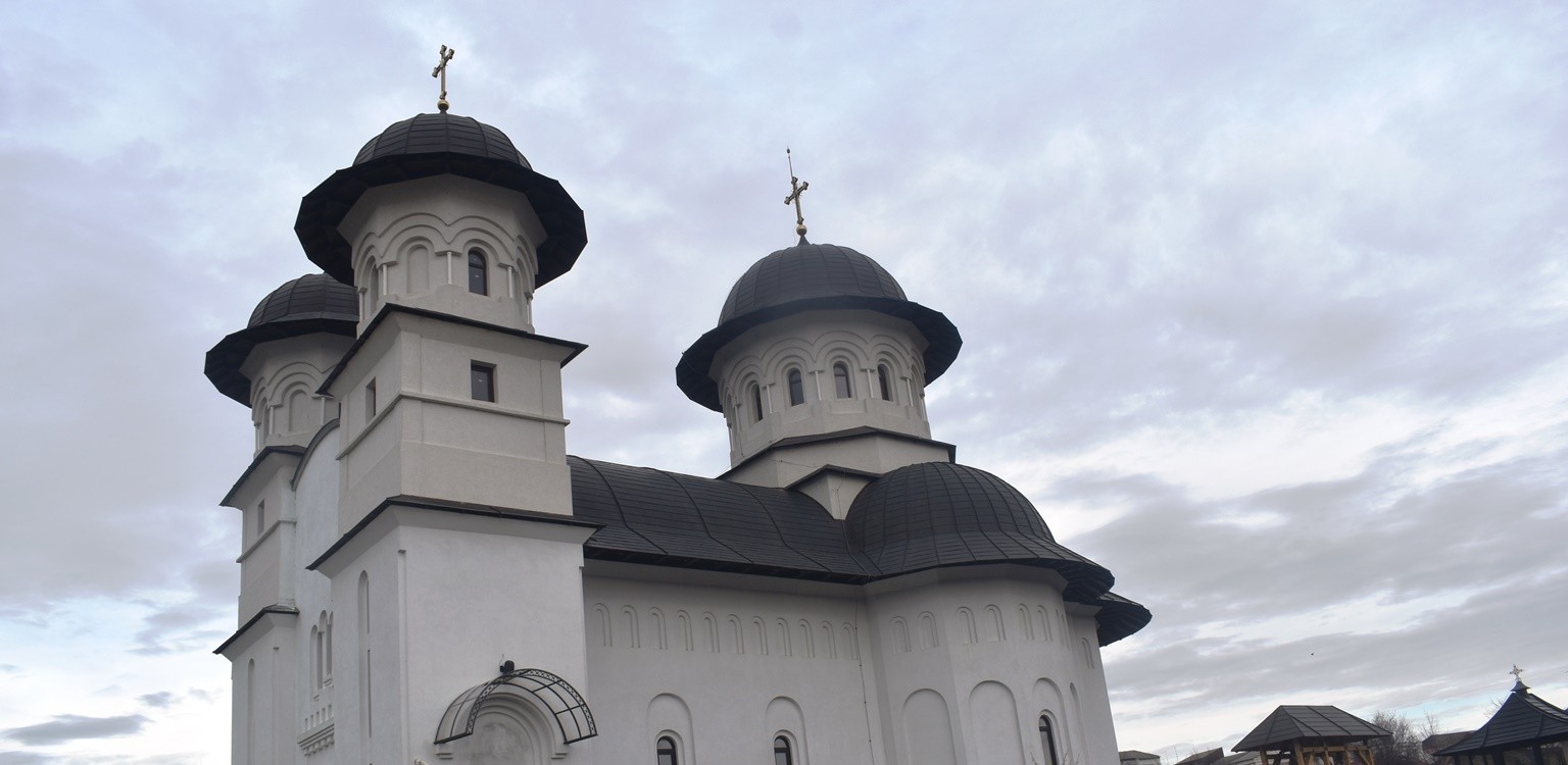 Licitație pentru pictură la o biserică din municipiu