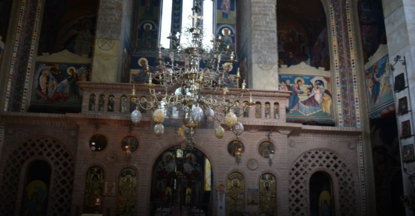 Preot din Botoșani, mesaj la începutul Postului Crăciunului: Să ne rugăm mai mult, să iubim mai mult