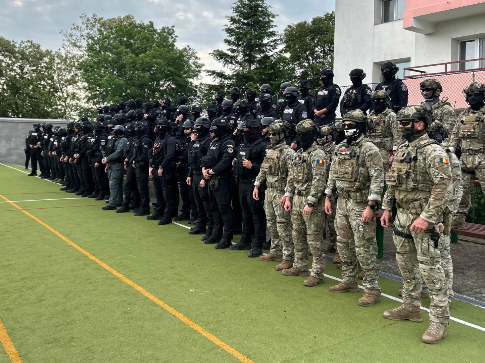 Blue Guardians la Botoșani: Forțe speciale din România, Ungaria și Republica Moldova reunite într-un exercițiu tactic – VIDEO 