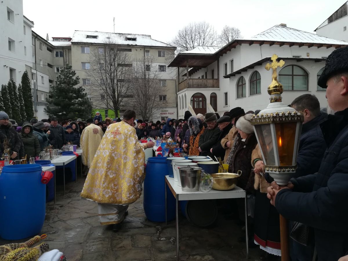 De Bobotează, jandarmii botoșăneni vor fi alături de credincioși