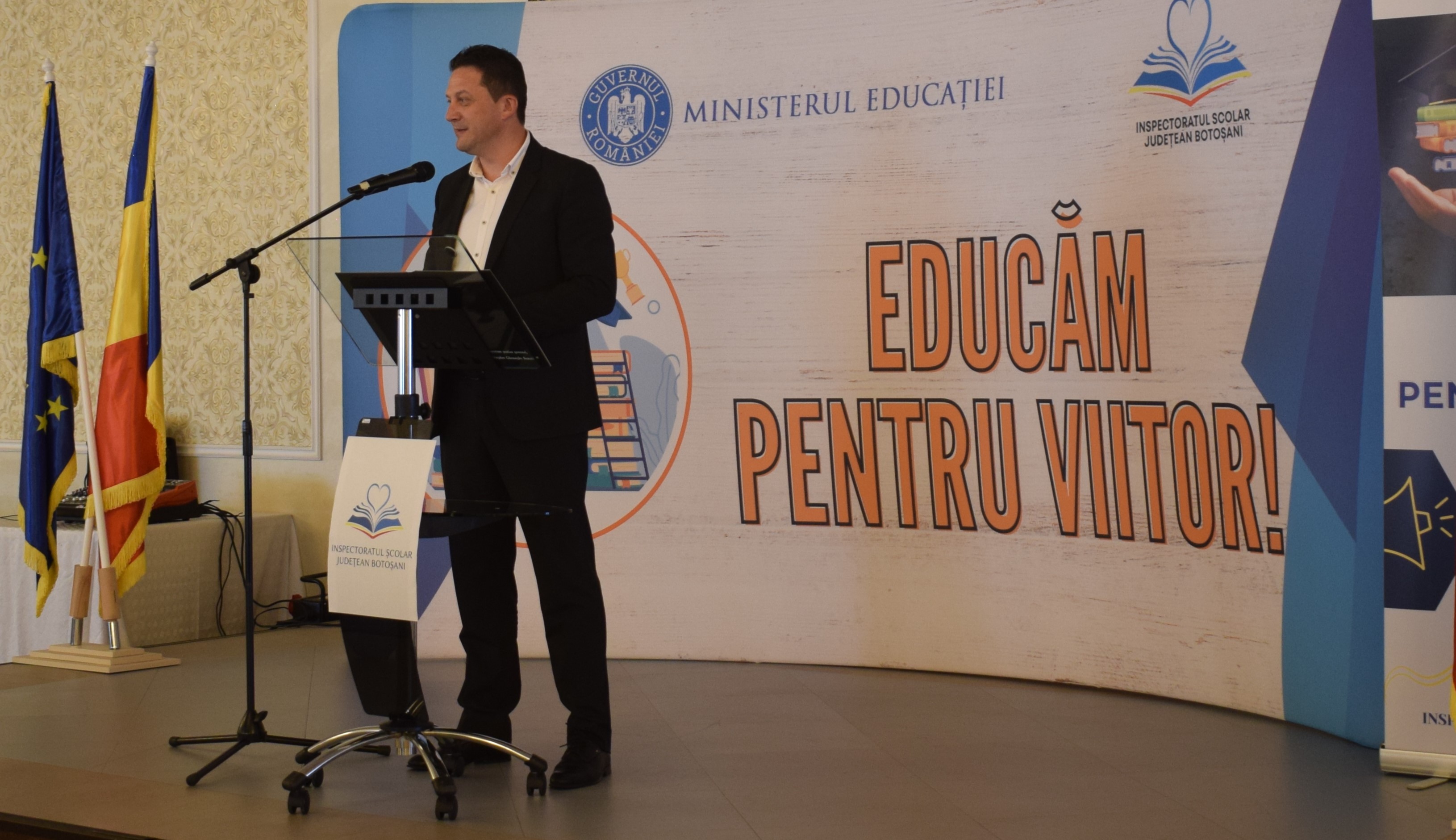 REGULI noi anunțate de șeful educației botoșănene: În spatele fiecărei medii se ascunde o poveste