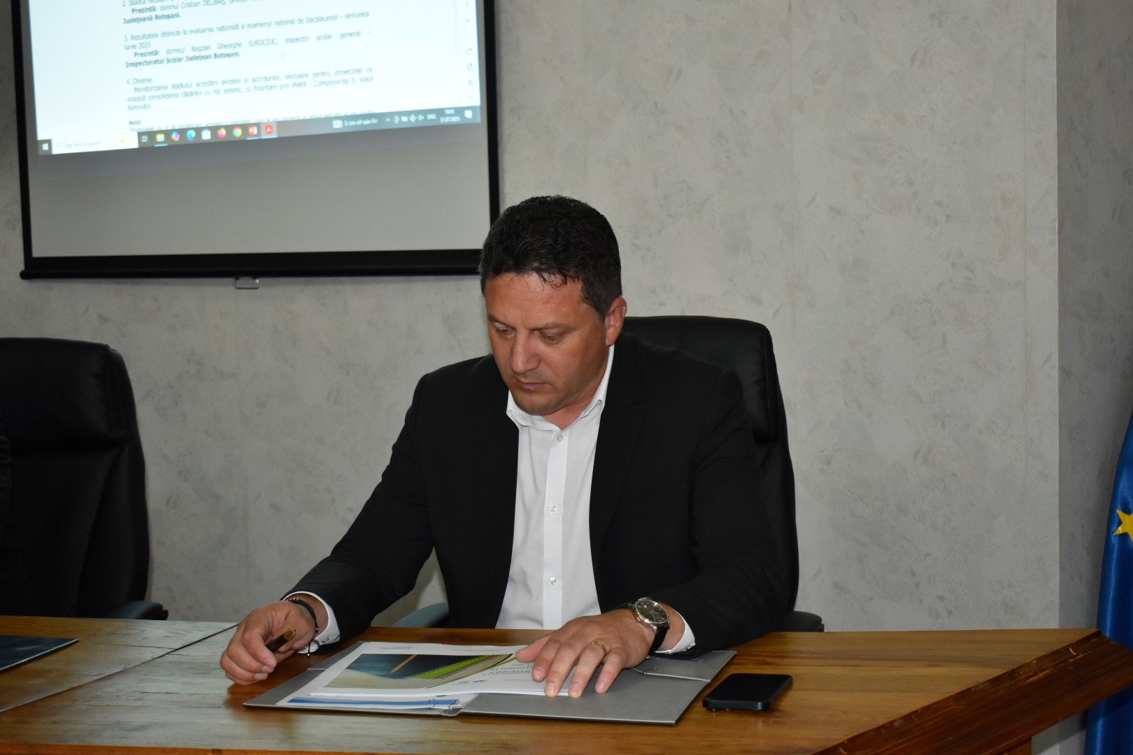 Șeful educației botoșănene a anunțat CÂTE clase de învățământ simultan vor fi în noul an școlar 