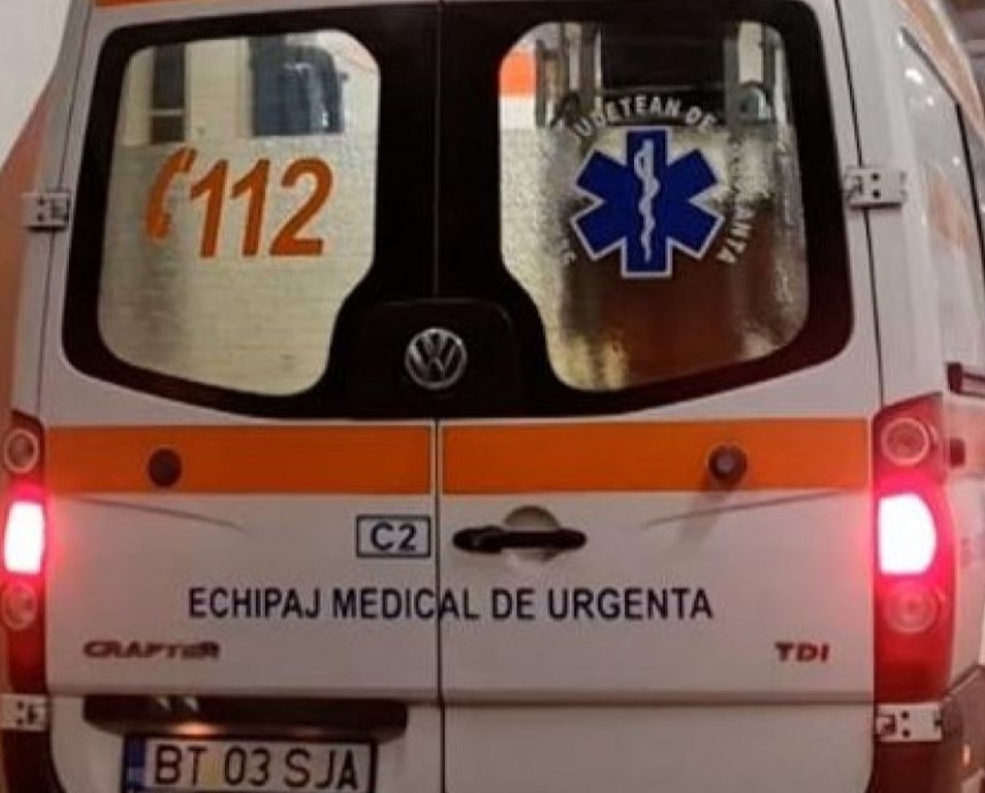 Botoșănean în stare gravă la spital după ce a căzut pe stradă și s-a lovit la cap