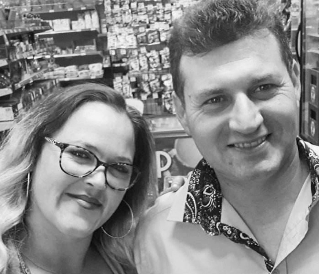 O botoșăneancă și iubitul ei, morți într-un accident teribil de motocicletă: Motorul s-a înfipt într-un cap de pod