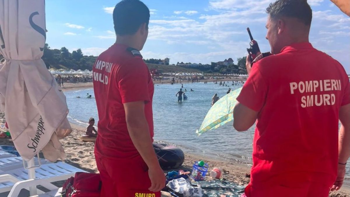 botosaneanca scoasa din mare de salvamari