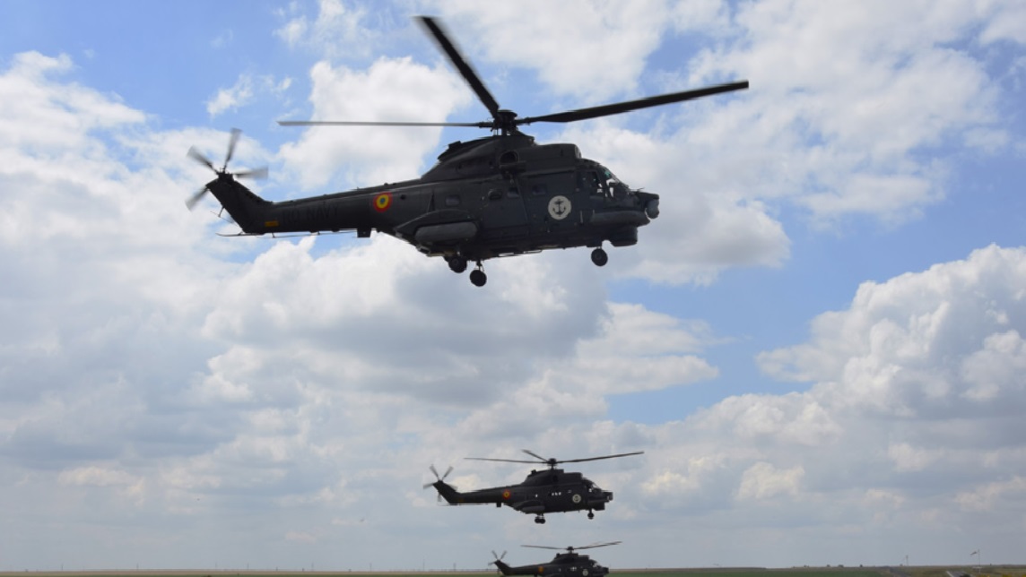 Botoșăneanul care trăiește la limita dintre cer și ape: Nu mi s-a părut nimic greu atunci