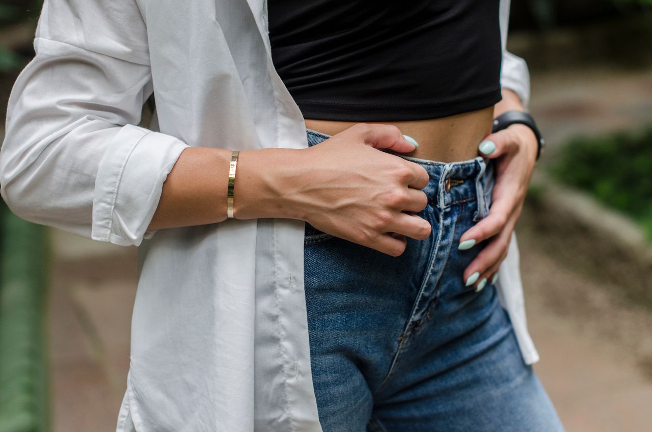 Brățara din aur purtată zilnic se poate deteriora contează câte carate alegi.